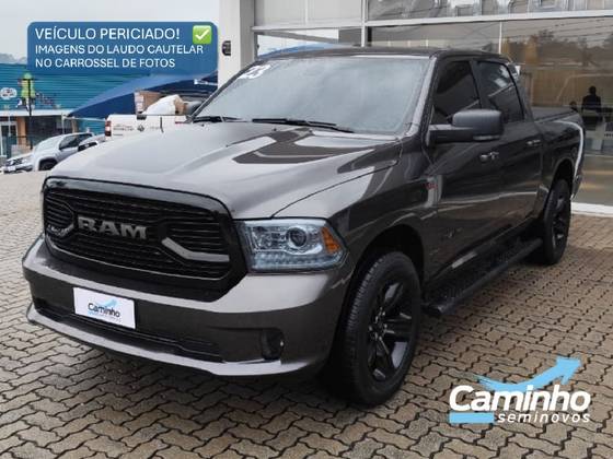 RAM CLASSIC 5.7 V8 GASOLINA LARAMIE NIGHT EDITION CD 4X4 AUTOMÁTICO RAM CLASSIC 5.7 V8 GASOLINA LARAMIE NIGHT EDITION CD 4X4 AUTOMÁTICO